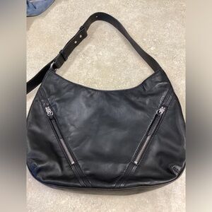 Vince Camuto Black leather shoulder Bag adjustable strap